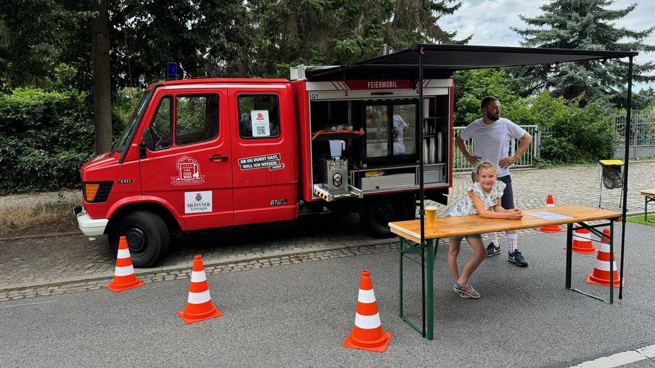 im Einsatz: FEIERMOBIL | Mieten - Zapfen - Löschen